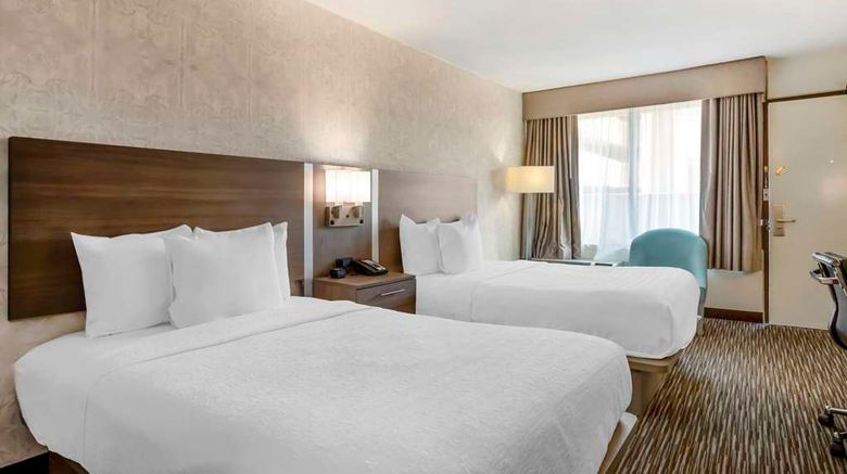 <b>Best Western Mill River Manor Room</b>. Images powered by <a href="https://iceportal.shijigroup.com/" title="IcePortal" target="_blank">IcePortal</a>.