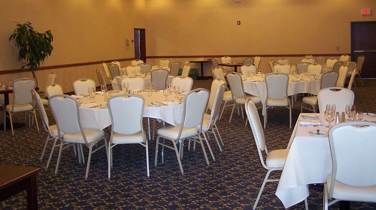 Best Western Plus Ticonderoga Inn & Stes Room
