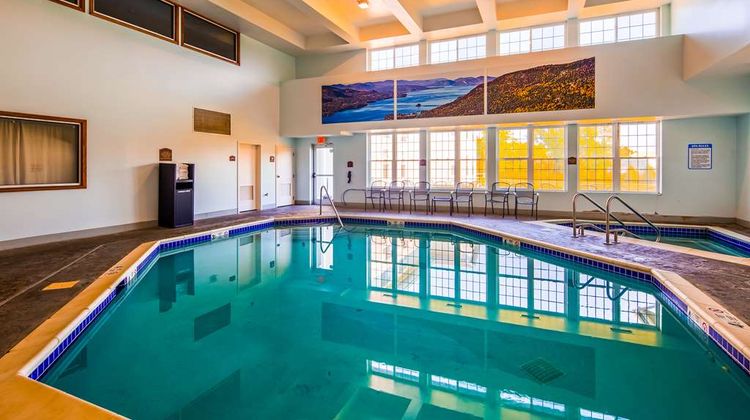 Best Western Plus Ticonderoga Inn & Stes Pool