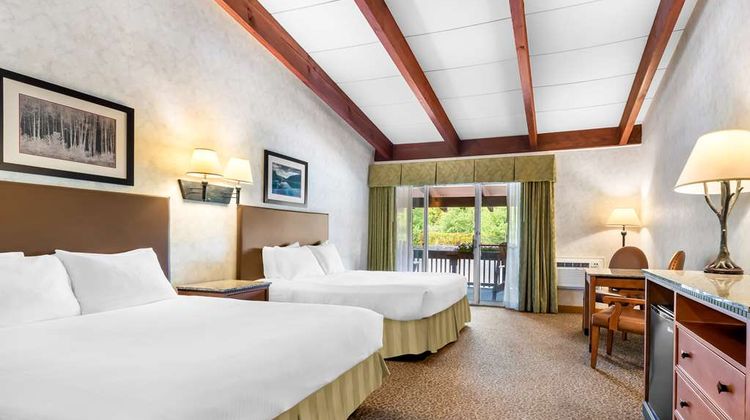 Best Western Adirondack Inn Room