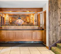 Best Western Adirondack Inn Lobby