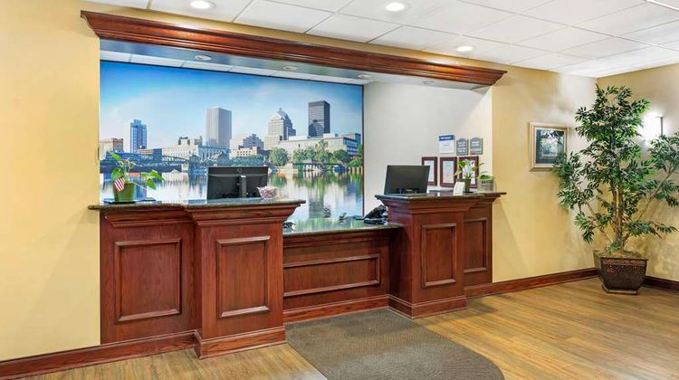 Best Western Plus Victor Inn & Suites Lobby