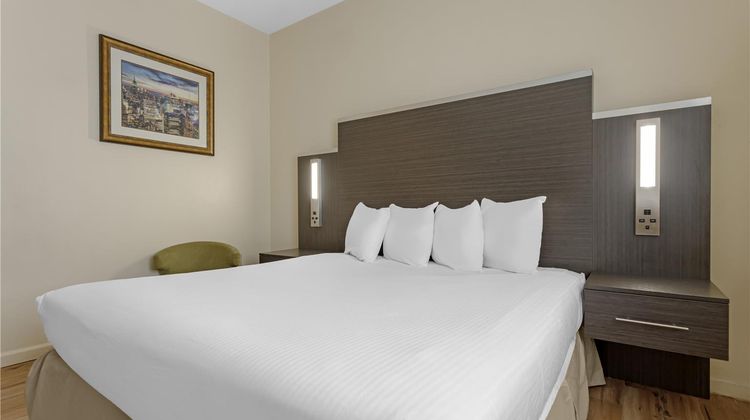 Best Western Jamaica Inn Room