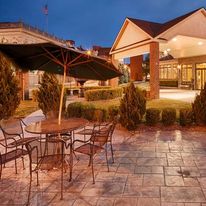 Best Western Plus Franklin Square Inn