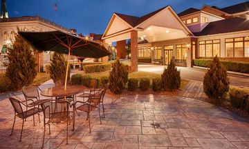 Best Western Plus Franklin Square Inn