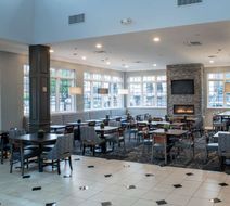 Best Western Plus Franklin Square Inn Lobby