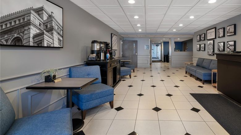 <b>Best Western Plus Franklin Square Inn Lobby</b>. Images powered by <a href="https://iceportal.shijigroup.com/" title="IcePortal" target="_blank">IcePortal</a>.
