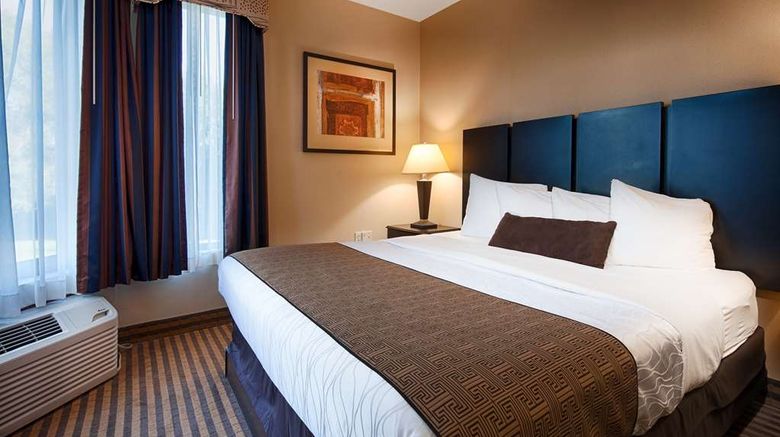 <b>Best Western Dunkirk & Fredonia Inn Room</b>. Images powered by <a href="https://iceportal.shijigroup.com/" title="IcePortal" target="_blank">IcePortal</a>.