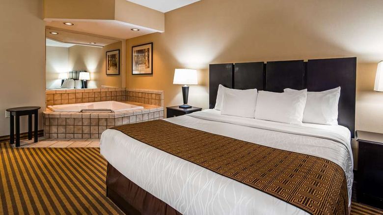 <b>Best Western Dunkirk & Fredonia Inn Room</b>. Images powered by <a href="https://iceportal.shijigroup.com/" title="IcePortal" target="_blank">IcePortal</a>.