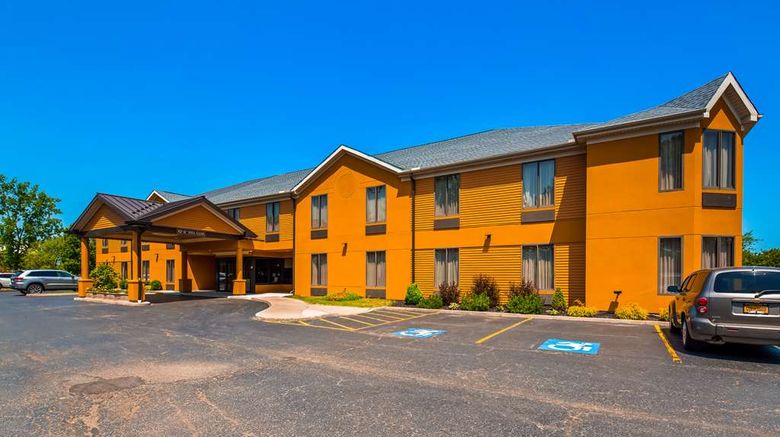 <b>Best Western Dunkirk & Fredonia Inn Exterior</b>. Images powered by <a href="https://iceportal.shijigroup.com/" title="IcePortal" target="_blank">IcePortal</a>.