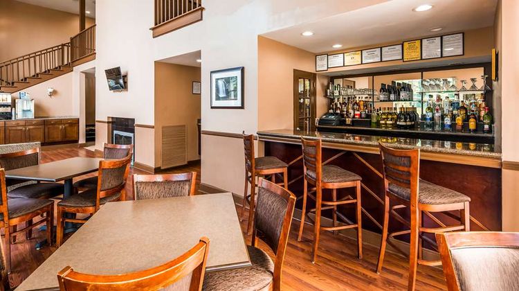 Best Western Plus The Inn Stes at Falls Restaurant