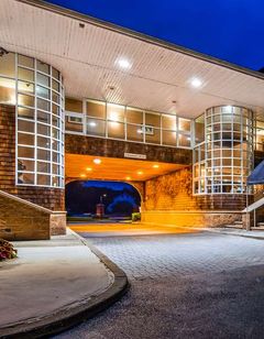 Best Western Plus The Inn Stes at Falls