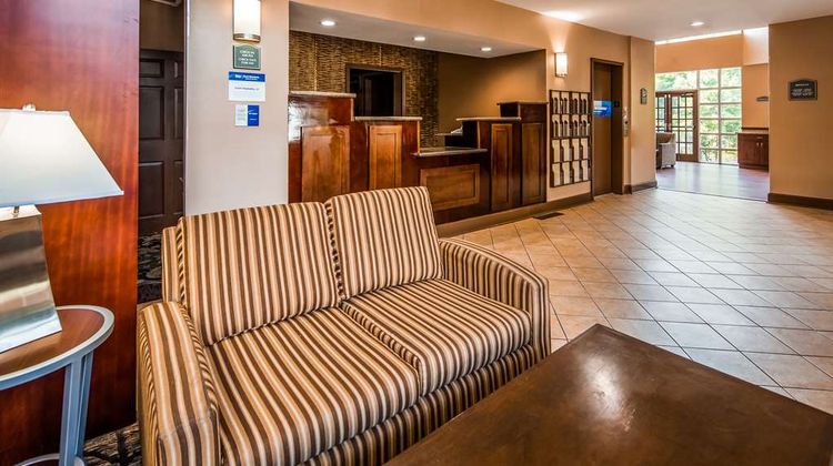 Best Western Plus The Inn Stes at Falls Lobby