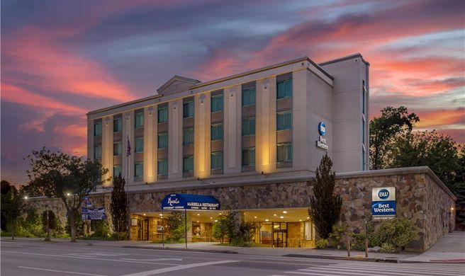 Best Western Queens Gold Coast Exterior