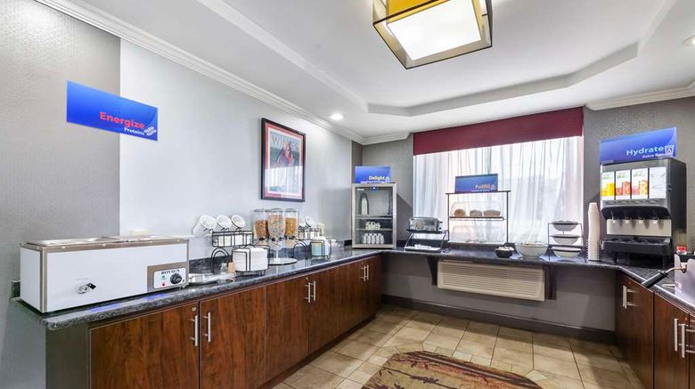 <b>Best Western Inn at Rochester Airport Restaurant</b>. Images powered by <a href="https://iceportal.shijigroup.com/" title="IcePortal" target="_blank">IcePortal</a>.