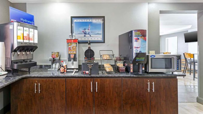 <b>Best Western Inn at Rochester Airport Restaurant</b>. Images powered by <a href="https://iceportal.shijigroup.com/" title="IcePortal" target="_blank">IcePortal</a>.