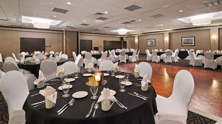 <b>Best Western Plus Hotel Kingston Ballroom</b>. Images powered by <a href="https://iceportal.shijigroup.com/" title="IcePortal" target="_blank">IcePortal</a>.