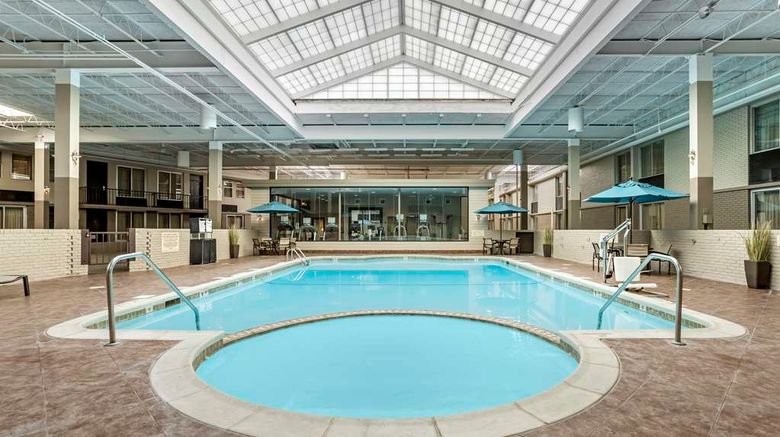 <b>Best Western Plus Hotel Kingston Pool</b>. Images powered by <a href="https://iceportal.shijigroup.com/" title="IcePortal" target="_blank">IcePortal</a>.