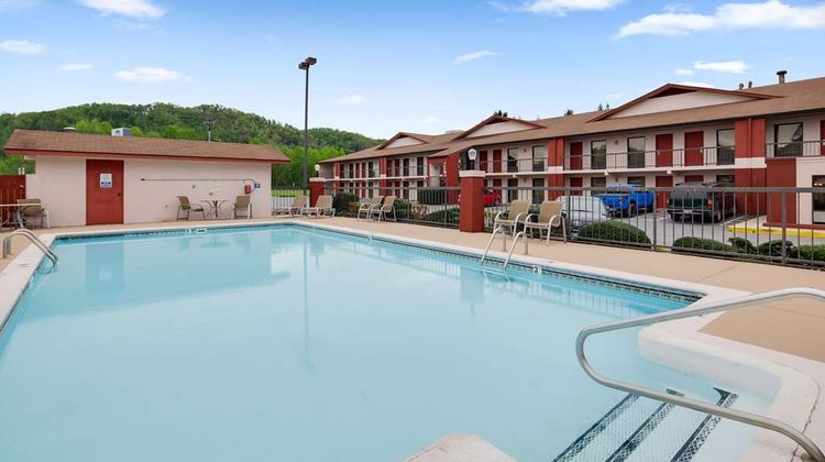 Best Western of Murphy Pool