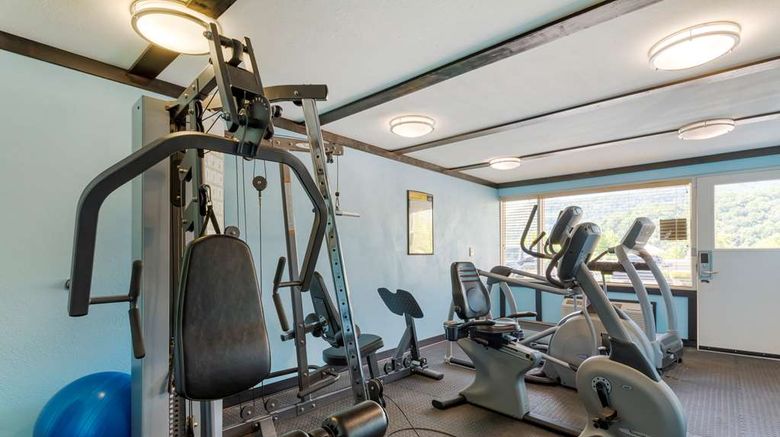 <b>Best Western Smoky Mountain Inn Health</b>. Images powered by <a href="https://iceportal.shijigroup.com/" title="IcePortal" target="_blank">IcePortal</a>.