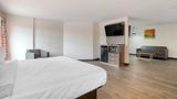 <b>Best Western Statesville Inn Suite</b>. Images powered by <a href="https://iceportal.shijigroup.com/" title="IcePortal" target="_blank">IcePortal</a>.