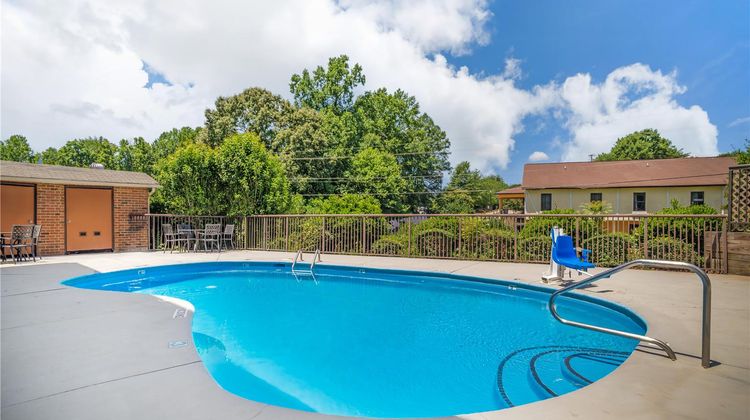 Best Western Statesville Inn Pool