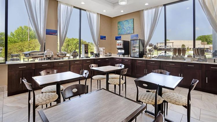 Best Western Inn & Suites - Monroe Restaurant