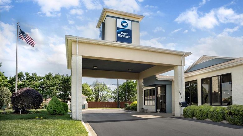 <b>Best Western Inn & Suites - Monroe Exterior</b>. Images powered by <a href="https://iceportal.shijigroup.com/" title="IcePortal" target="_blank">IcePortal</a>.