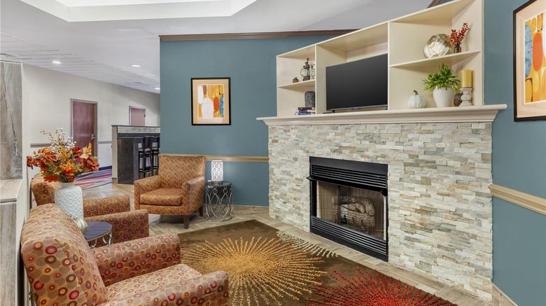 <b>Best Western Plus Suites-Greenville Lobby</b>. Images powered by <a href="https://iceportal.shijigroup.com/" title="IcePortal" target="_blank">IcePortal</a>.