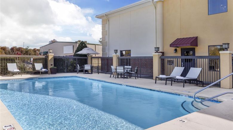 <b>Best Western Plus Suites-Greenville Pool</b>. Images powered by <a href="https://iceportal.shijigroup.com/" title="IcePortal" target="_blank">IcePortal</a>.