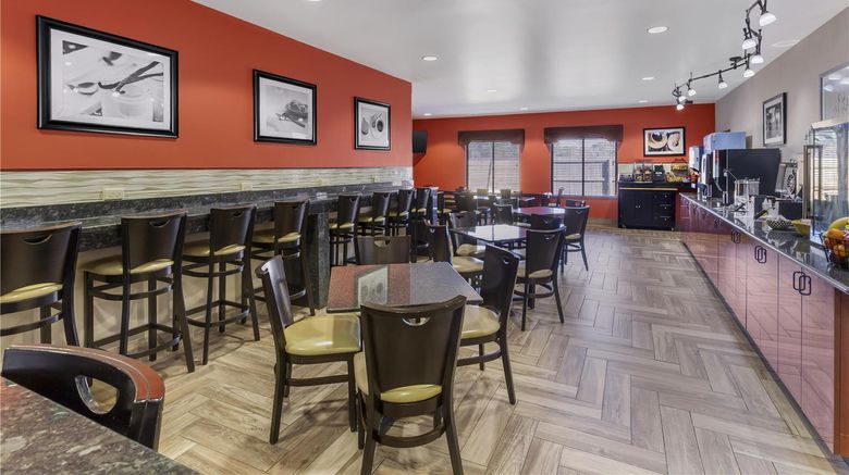 <b>Best Western Plus Suites-Greenville Restaurant</b>. Images powered by <a href="https://iceportal.shijigroup.com/" title="IcePortal" target="_blank">IcePortal</a>.