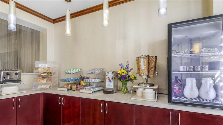 Best Western Plus River Escape Inn & Sts Restaurant