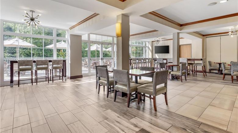 <b>Best Western Plus River Escape Inn & Sts Restaurant</b>. Images powered by <a href="https://iceportal.shijigroup.com/" title="IcePortal" target="_blank">IcePortal</a>.