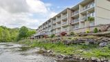 Best Western Plus River Escape Inn & Sts Exterior