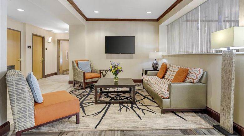 <b>Best Western Plus River Escape Inn & Sts Lobby</b>. Images powered by <a href="https://iceportal.shijigroup.com/" title="IcePortal" target="_blank">IcePortal</a>.