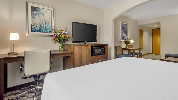 Best Western Plus River Escape Inn & Sts Room