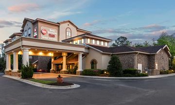 Best Western Plus Westgate Inn & Suites