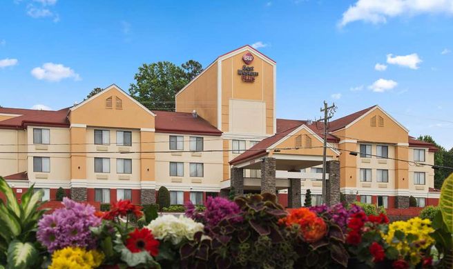Best Western Plus Huntersville Inn Suite Exterior