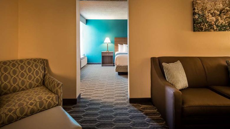 <b>Best Western Yadkin Valley Inn & Suites Suite</b>. Images powered by <a href="https://iceportal.shijigroup.com/" title="IcePortal" target="_blank">IcePortal</a>.