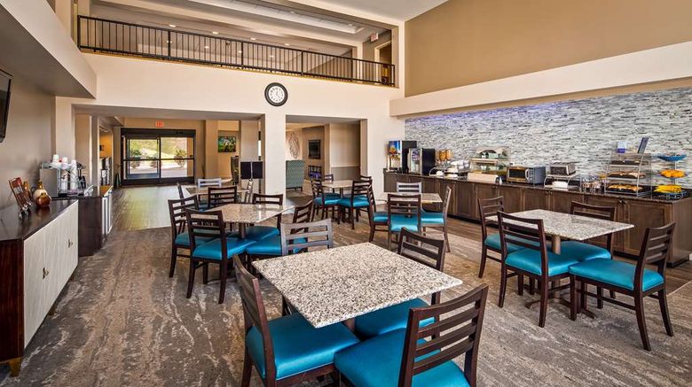 <b>Best Western Yadkin Valley Inn & Suites Restaurant</b>. Images powered by <a href="https://iceportal.shijigroup.com/" title="IcePortal" target="_blank">IcePortal</a>.