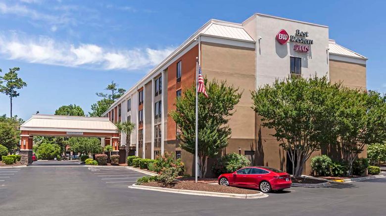 <b>Best Western Plus Wilmington/Wrightsvill Exterior</b>. Images powered by <a href="https://iceportal.shijigroup.com/" title="IcePortal" target="_blank">IcePortal</a>.