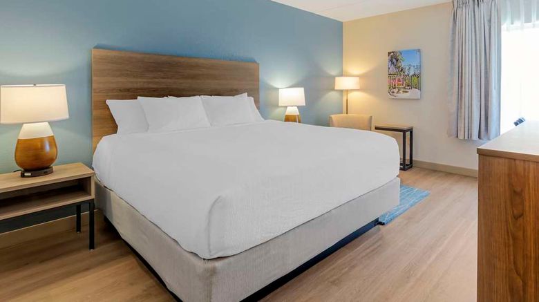 <b>Best Western Plus Wilmington/Wrightsvill Room</b>. Images powered by <a href="https://iceportal.shijigroup.com/" title="IcePortal" target="_blank">IcePortal</a>.
