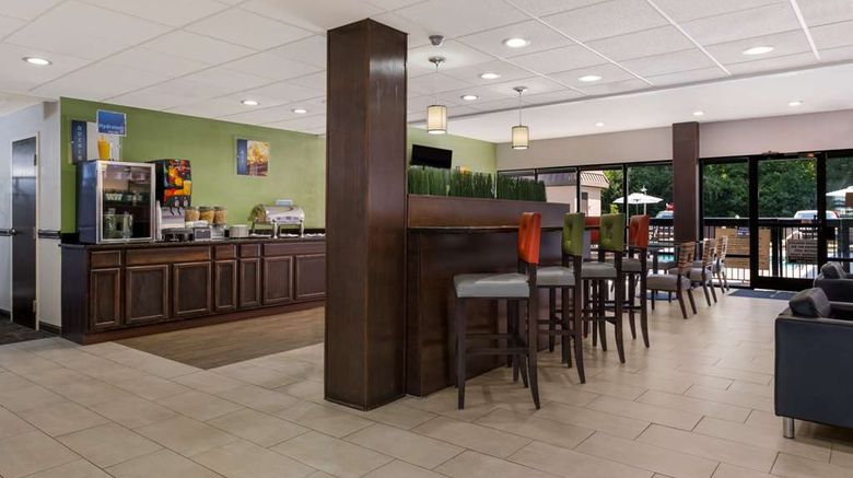 <b>Best Western Albemarle Inn Restaurant</b>. Images powered by <a href="https://iceportal.shijigroup.com/" title="IcePortal" target="_blank">IcePortal</a>.