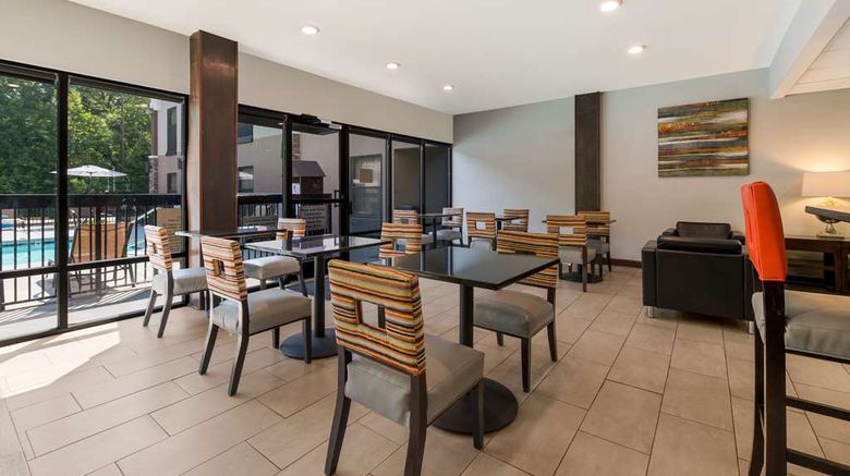 <b>Best Western Albemarle Inn Restaurant</b>. Images powered by <a href="https://iceportal.shijigroup.com/" title="IcePortal" target="_blank">IcePortal</a>.