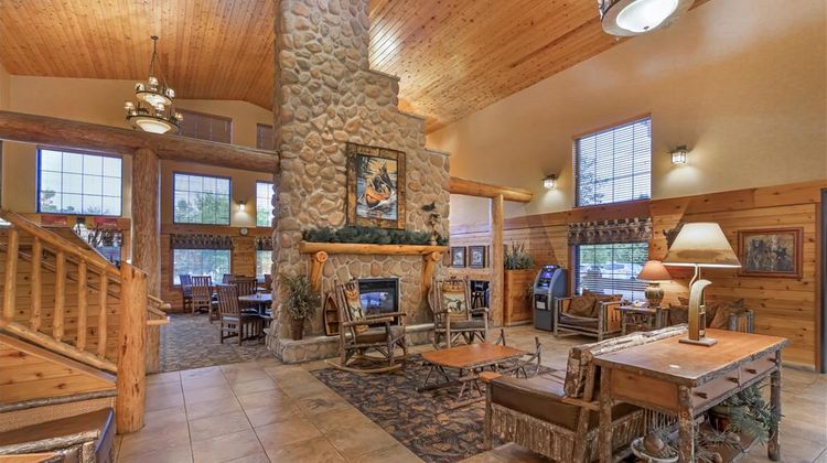 Best Western Plus Kelly Inn & Suites Lobby