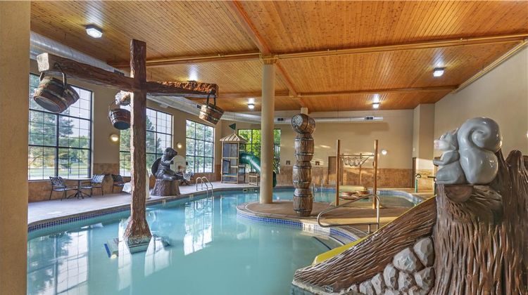 Best Western Plus Kelly Inn & Suites Pool