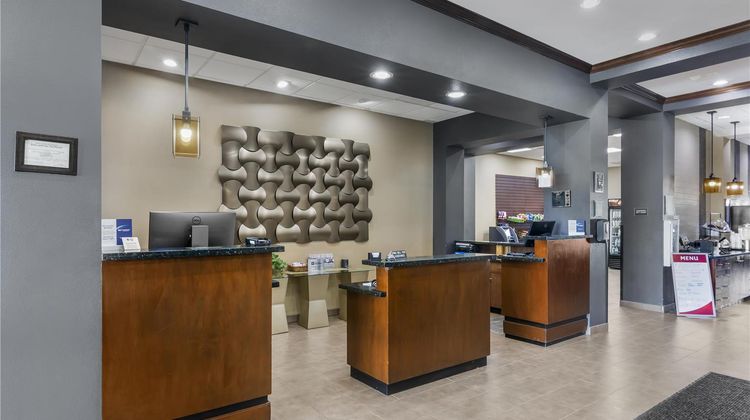 Best Western Plus Williston Hotel/Stes Lobby