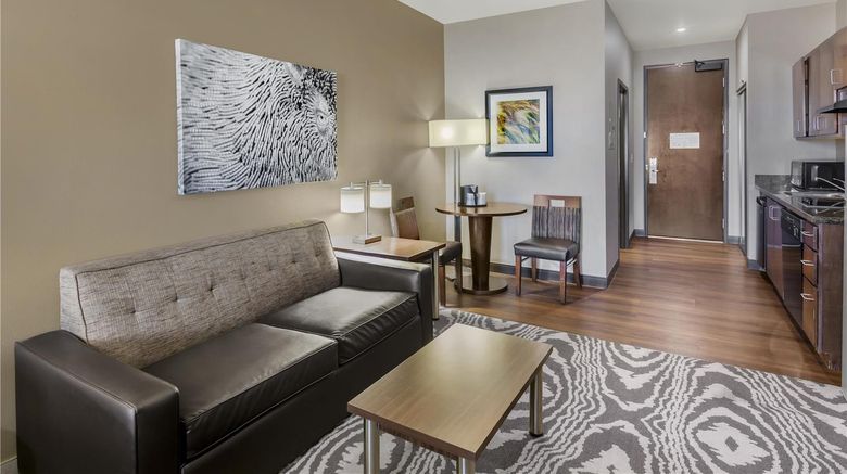 <b>Best Western Plus Williston Hotel/Stes Room</b>. Images powered by <a href="https://iceportal.shijigroup.com/" title="IcePortal" target="_blank">IcePortal</a>.