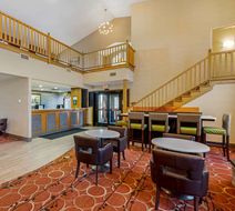 Best Western Falcon Plaza Lobby
