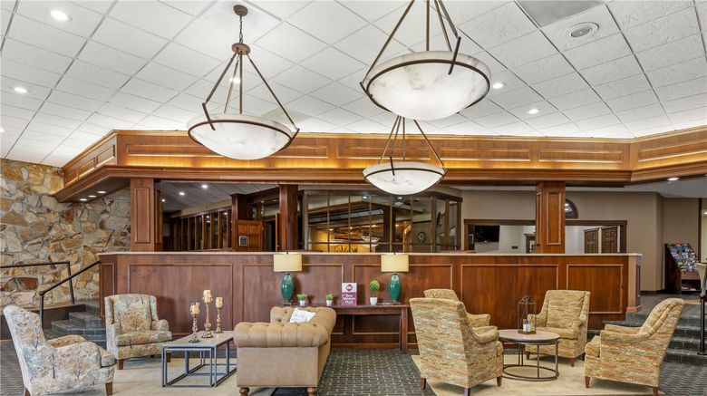 <b>Best Western Wooster Hotel Lobby</b>. Images powered by <a href="https://iceportal.shijigroup.com/" title="IcePortal" target="_blank">IcePortal</a>.